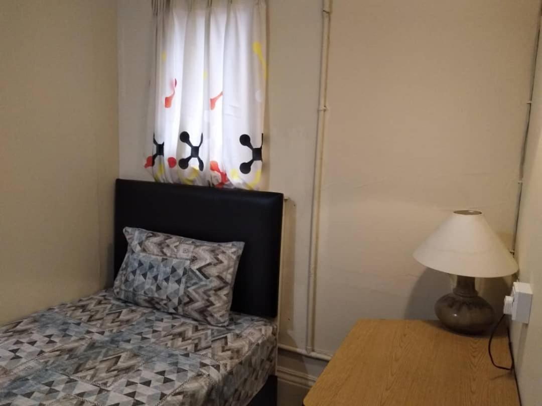 Grocer'S Inn Backpackers Guesthouse Kuala Lumpur Eksteriør bilde
