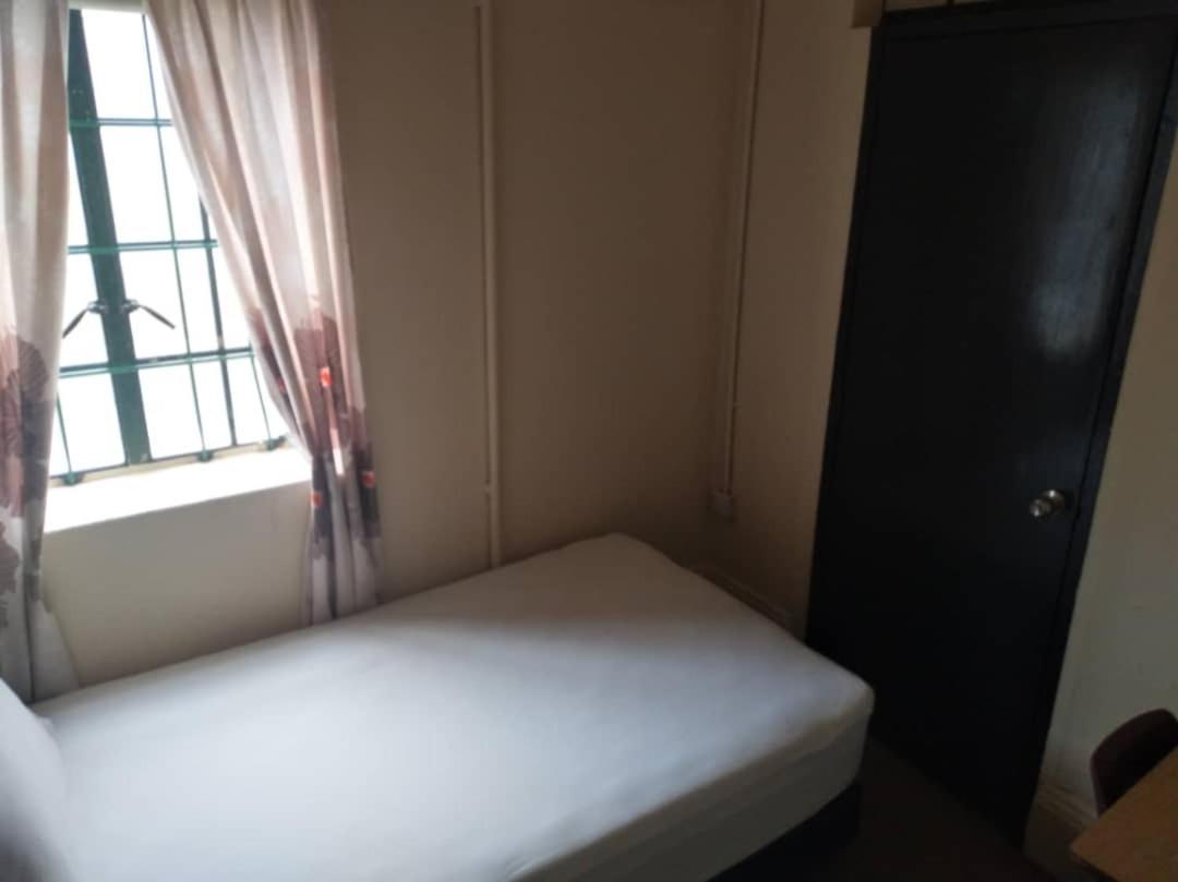 Grocer'S Inn Backpackers Guesthouse Kuala Lumpur Eksteriør bilde